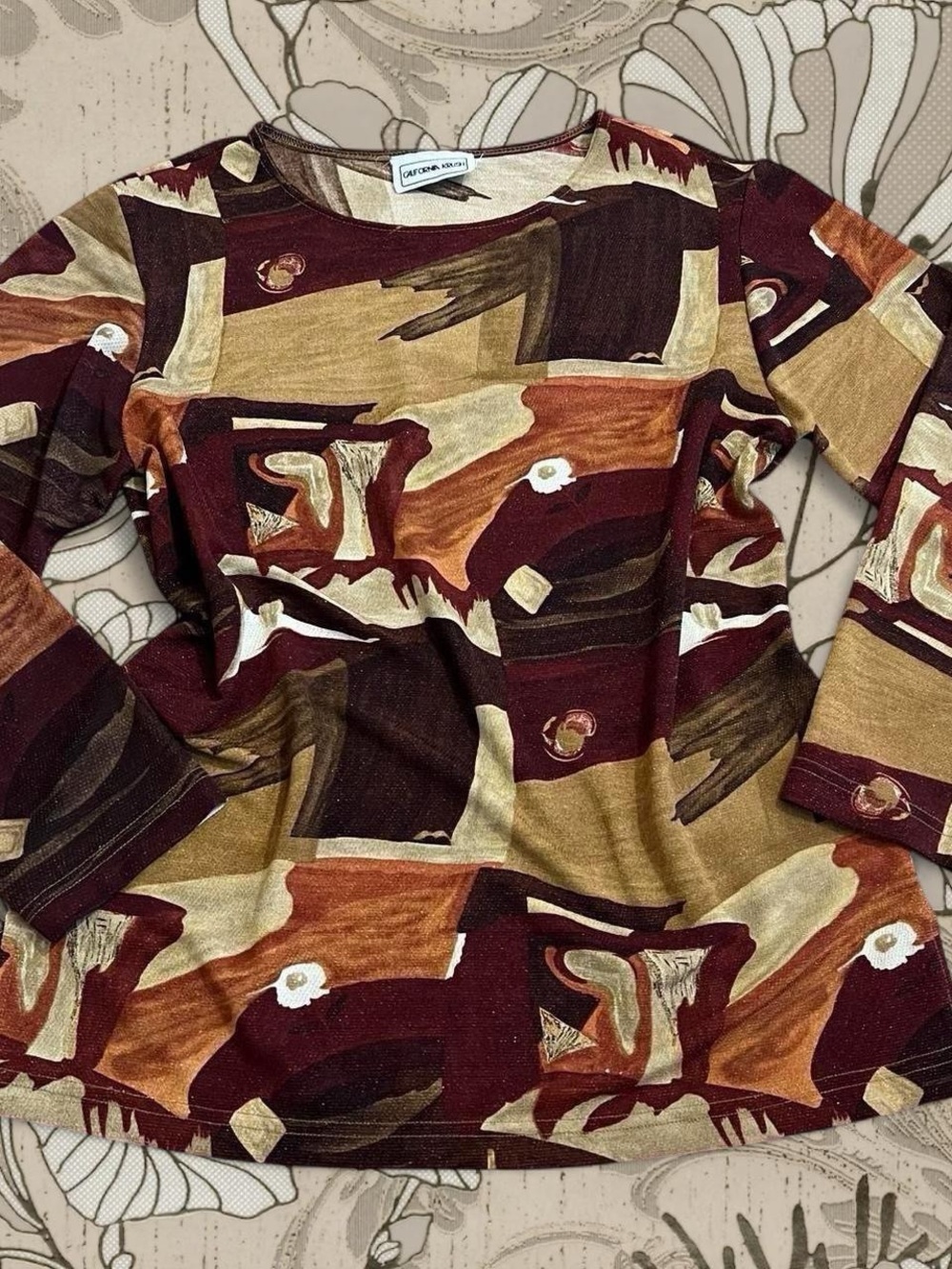 Abstract Unique Top Fall Colors Women’s Size L/XL